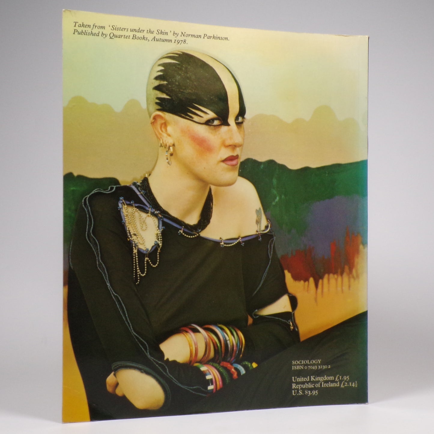 Val Hennessy - In the Gutter - First Edition